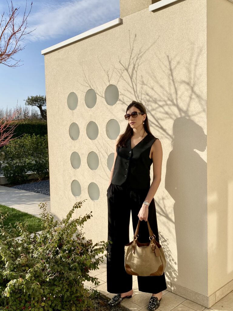 milano fashion week total black look