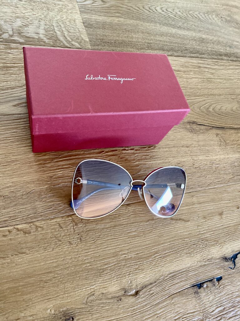 accessori-primavera-occhiali da sole ferragamo